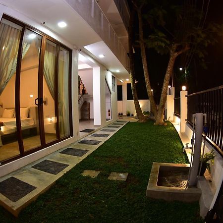 Lily Holiday Apartments Хиккадува Экстерьер фото