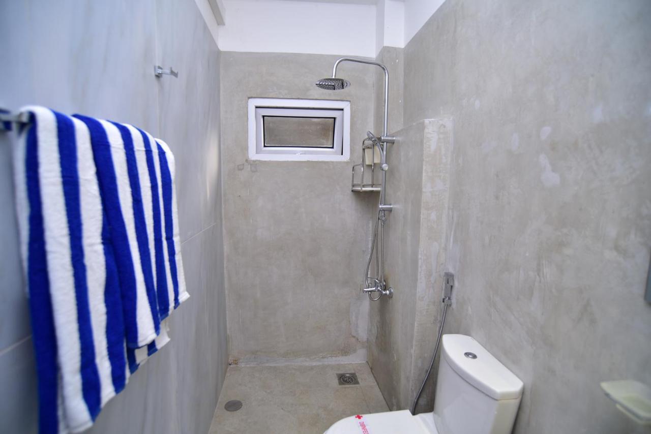 Lily Holiday Apartments Хиккадува Экстерьер фото